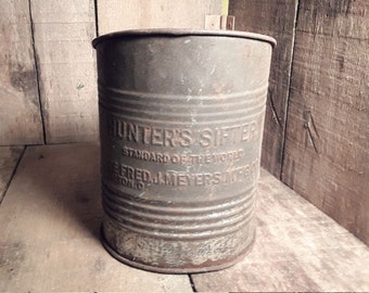 Vintage The Fred J. Meyer Manufacturing Co. "Hunters Flour Sifter"