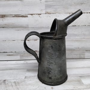 Vintage Automotive Oil Can  / Vintage Oil Can  / Vintage Automotive Accessories  / Vintage Man Cave Decor