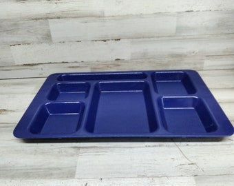 Divided Lunch Tray  / Daycare Lunch Tray   / Child Proof Lunch Trays. / Cambro Lunch Trays