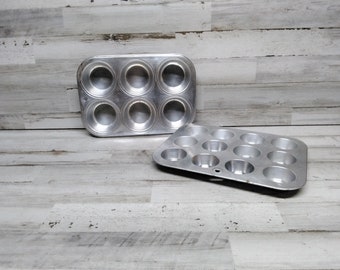 Vintage Aluminum Muffin Tins Pans Happy Home Muffin Pans - Main Image