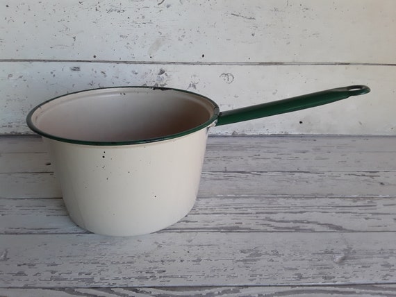 VINTAGE GREEN SPECKLED ENAMELWARE PAN or POT w/LID FARMHOUSE KITCHEN  COOKWARE