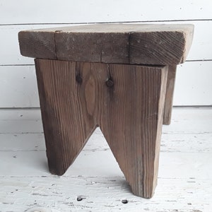 Primitive Soild Wood Stool Farmhouse Decor Farmhouse Cuisine