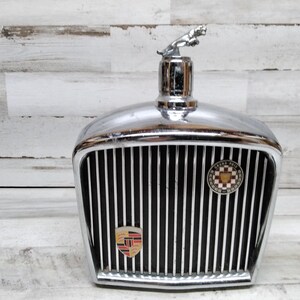 Vintage 1968 Jaguar Grill Grand Prix Decanter Music Box  / 1960'S Jaguar Grill Decanter  / Vintage Open Bar Decor