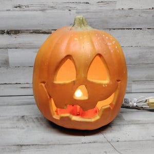 Vintage Lighted Pumpkin  / 1995 Trendamasters Inc.  / Tabletop Lighted Pumpkin  / Halloween Decor  / Fall Decor
