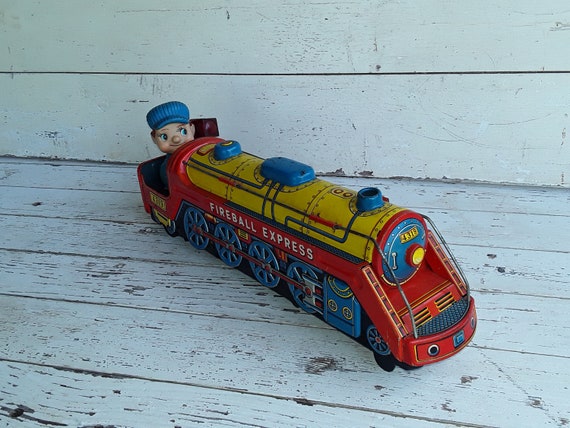 tin toy trains vintage