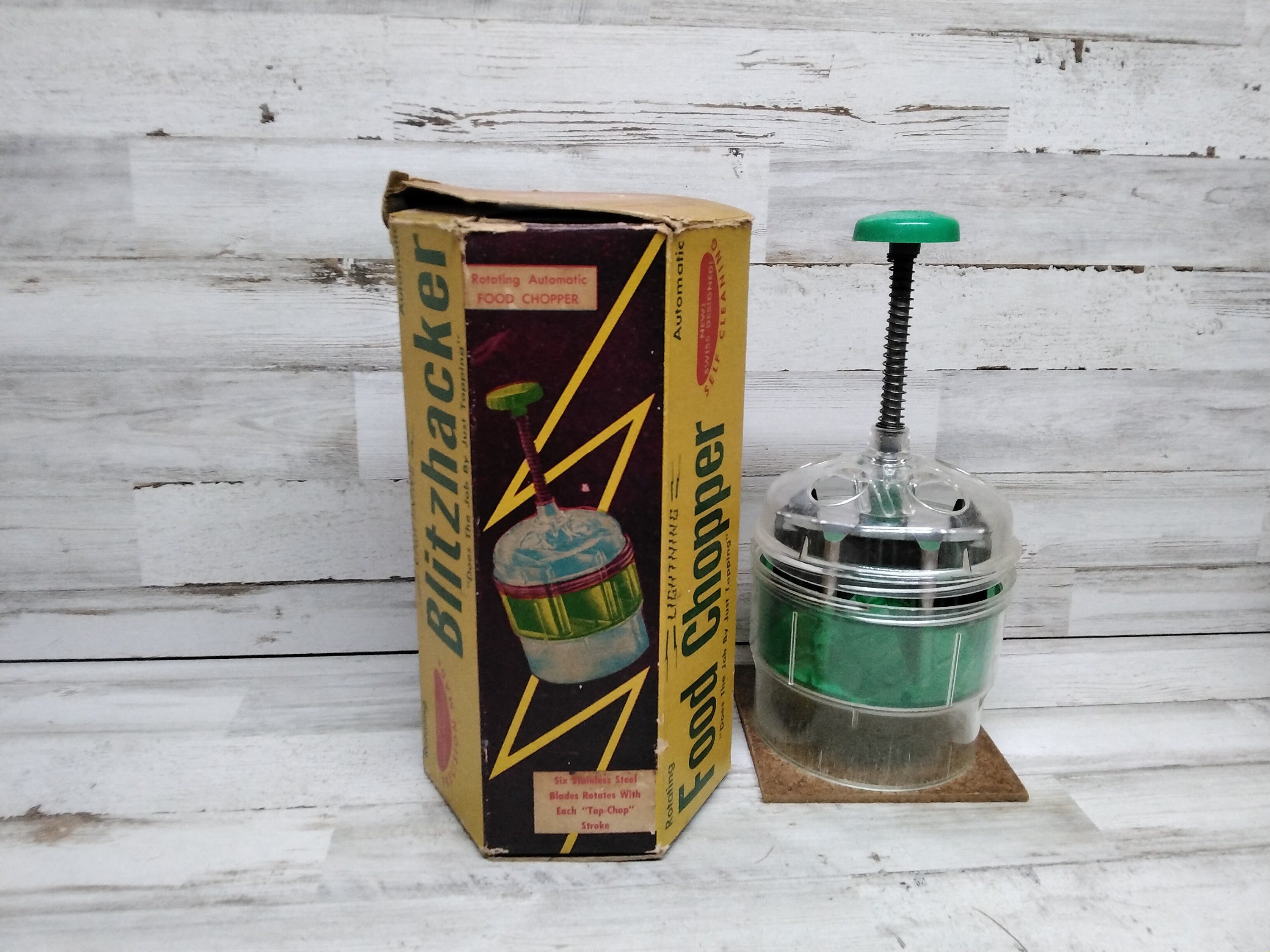 Vintage 1950s New-nel Blitzhacker Rotating Automatic Food Chopper