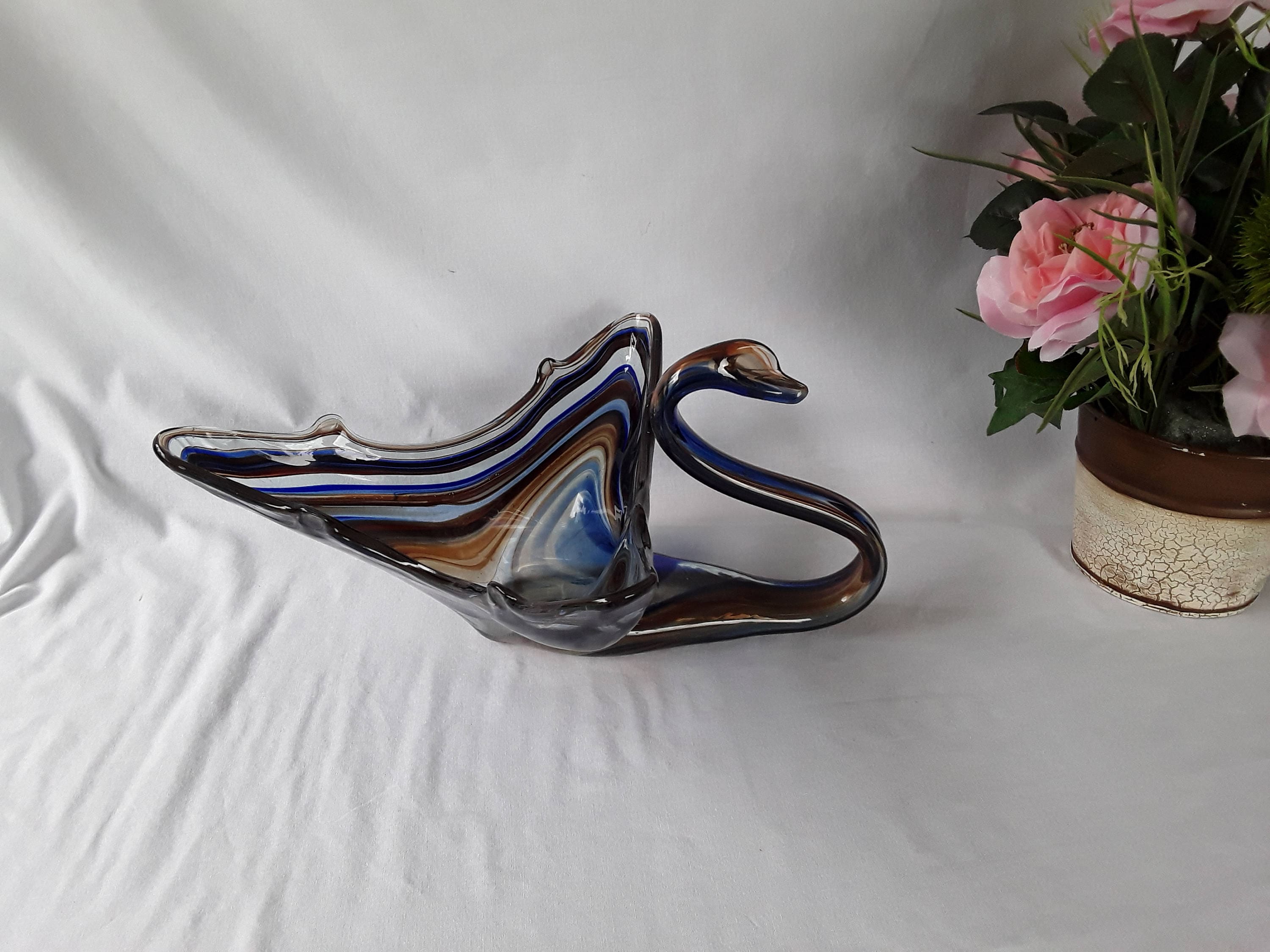 見事なヴィンテージの手吹きムラーノ スタイル ガラスの白鳥の彫刻