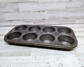 1950er Jahre Ekco Ovenex 8 Count Muffinform Cupcake Pan gehämmertes Muster Backformen
