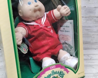 Vintage 1985 Cabbage Patch Kids Babie /  1985 Cabbage Patch Baby in Box