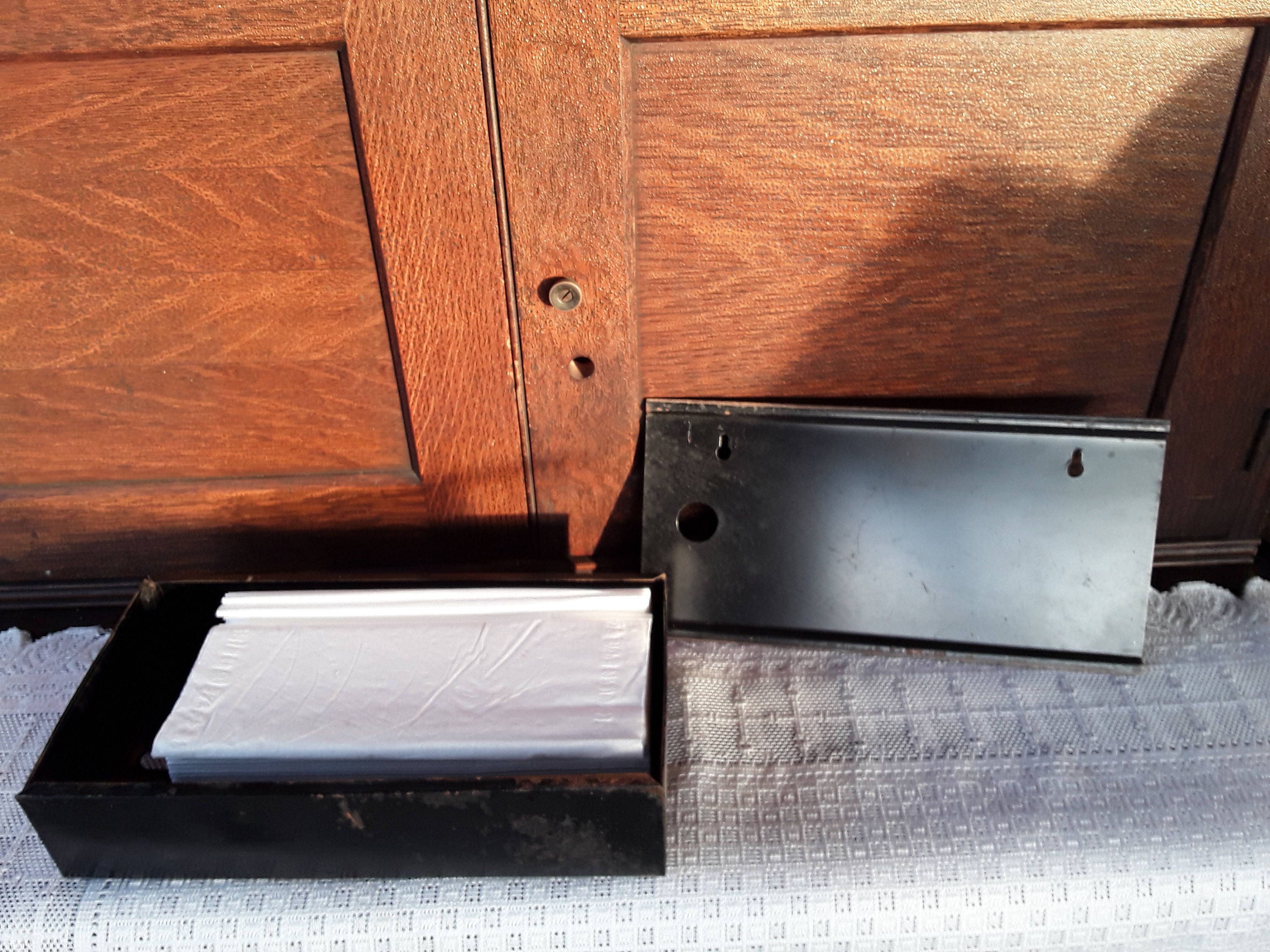 Vintage Tole Ware Metal Kleenex Box Holder Tole Painted Black Etsy