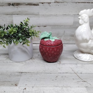 Vintage Strawberry Jam/Jelly Jar. / Vintage Strawberry Jar with Spoon  / Vintage Strawberry Kitchen Decor