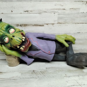 Vintage 1997 Page Magic Group 26&quot; Frankenstein Halloween Decor  / Halloween Decor