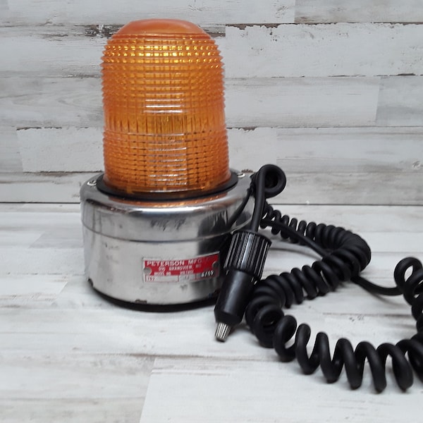 Vintage Peterson Caution Light with Magnetic Base Cigarette Plug  / Heavy Equipment Mover Light  / Farmers Light / Man Cave Decor