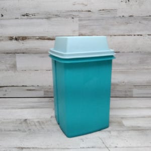 Vintage Tupperware #1560 3 Piece Pickle Holder Deli Keeper Blue/Turquoise Pick-a-Deli Container Storage