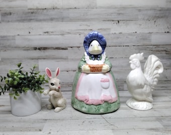 Vintage Ceramic Duck/Goose Cookie Jar / Duck Cookie Jar / Farm Decor / Ceramic Duck Kitchen Decor