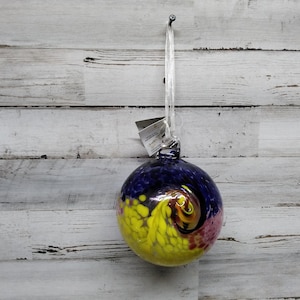 Hand Blown Glass Ornament Friendship Ball Sun Catcher Colourful  with Gift Box