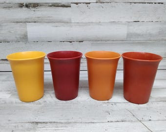 Vintage Tupperware Sippy Cups  /  Tupperware Tumber Cups  / Tupperware Kid Cups