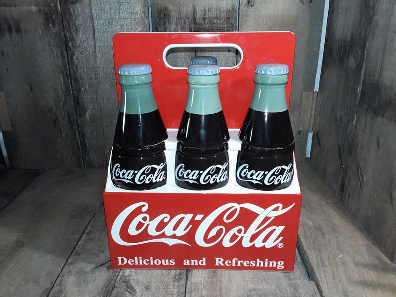 s New Coca Cola Coke Retro Vintage Style Ladies Ceramic 10 1//2/" Dinner Plate