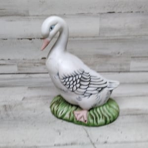 Vintage Standing Goose. / Vintage Duck/Goose Decor. / Vintage Duck/Goose Kitchen Decor