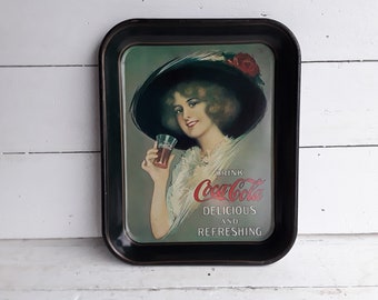 Vintage Coca Cola Bandeja Publicidad Sirviendo Bebida Coca Cola Deliciosa y Refrescante Vintage Coca Bandeja de Publicidad