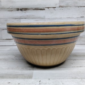Vintage Beigh Ware Banded Mixing/Batter Bowl  / Vintage Banded Mixing Bowls  / Farmhouse Kitchen  / Vintage Kitchen