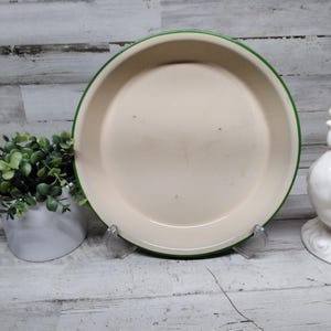 Vintage Enamel Cream and Green Pie Plate Farm House Country Cottage Decor Enamelware Kitchen