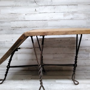 Taburete de asiento de banco de asiento de taburete de vendedor de zapatería de madera vintage antiguo reposapiés