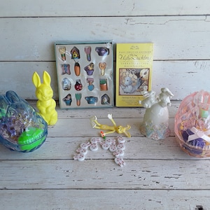 Vintage Easter Bunnies, Easter Moive, Easter Bunny Family,  Easter Easer Easter,  Easter Bunnies on a nest, Rubber Rabbit, Easter Ornaments