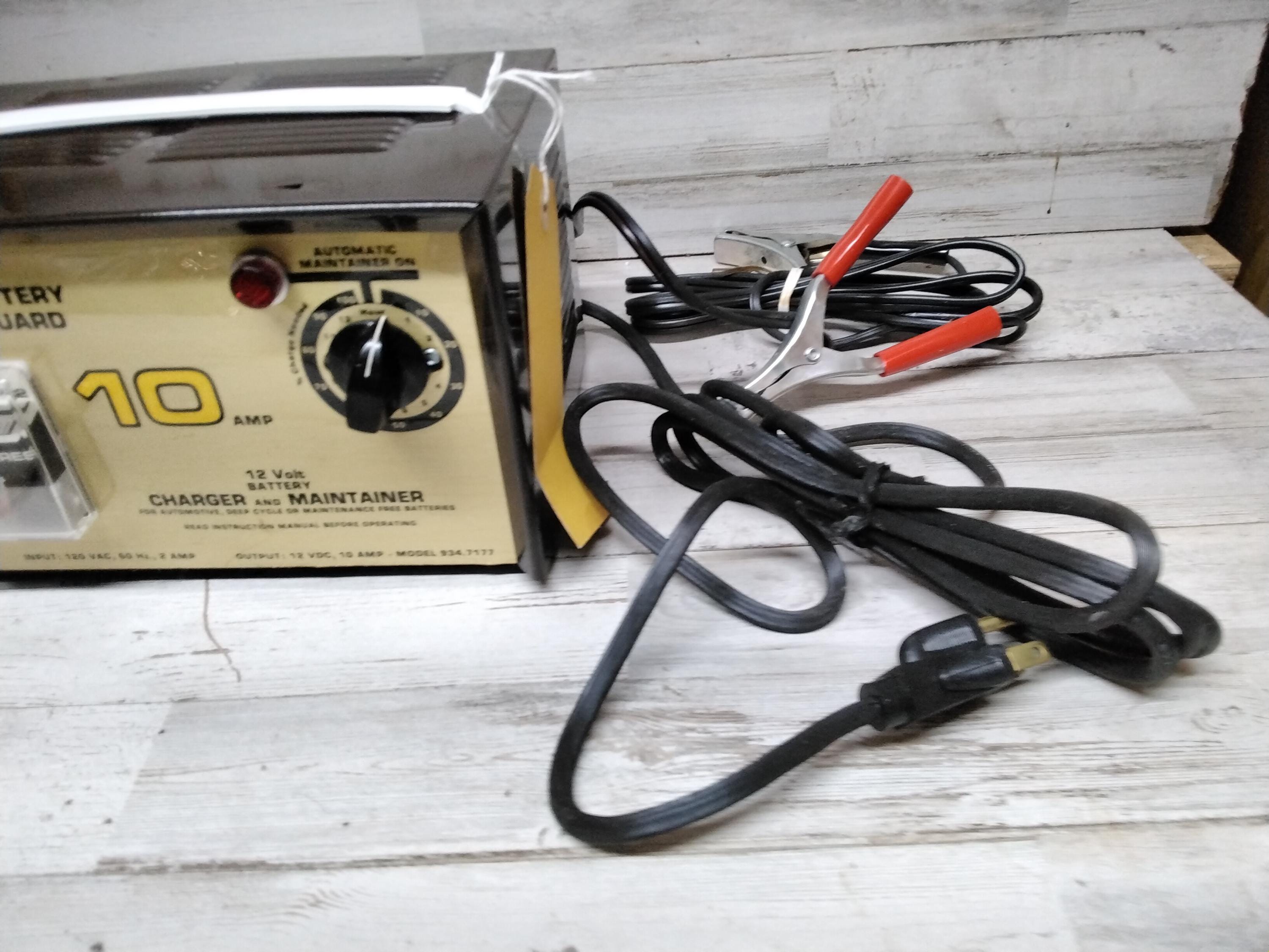 Vintage NOS Sears & Roebuck Battery Charger Maintainer / 10 Amp 12