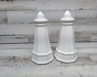 Salero y pimentero Pfaltzgraff blanco de colección Heritage