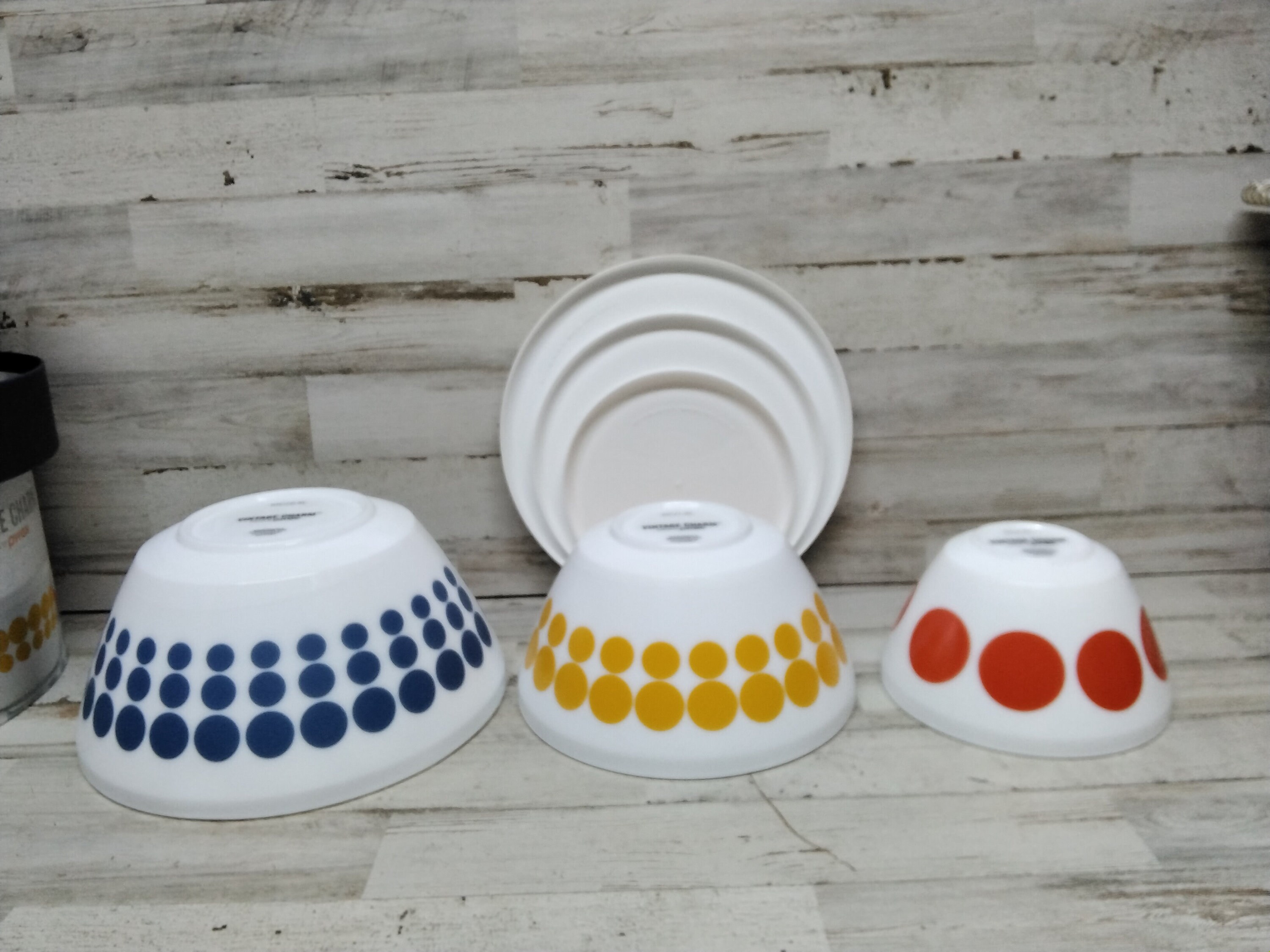 Vintage Charm Spot On/inspired by Pyrex/opal Glass Mixing Bowls