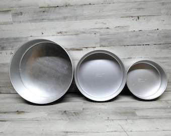 Vintage Wilton Round Tier Cake Pan Set  / Round Cake Pan Set  / Vintage Wilton Pans