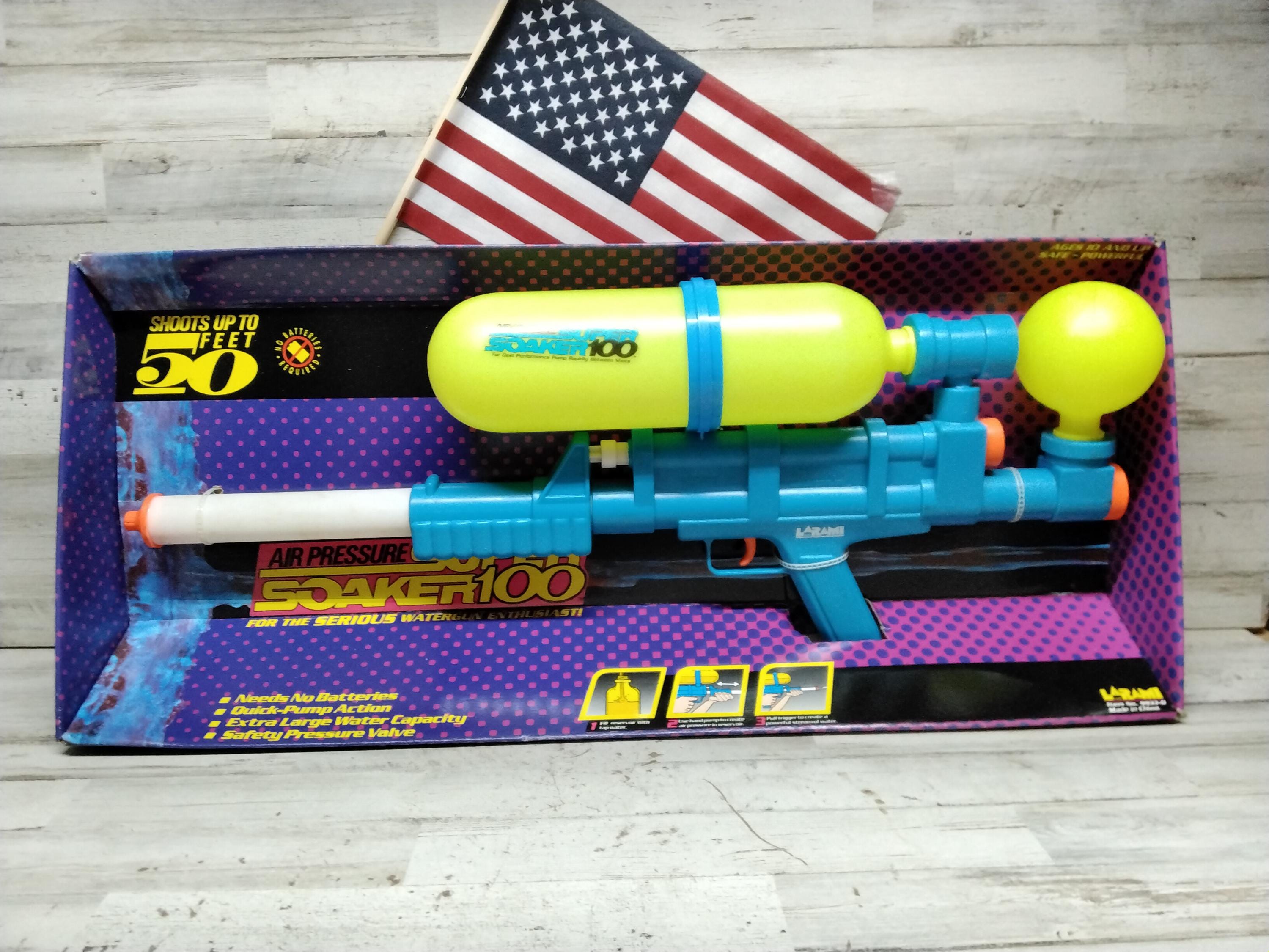 Vintage NOS 1999 Larami Water Super Soaker 100. / Vintage 1999