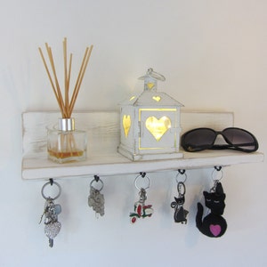 Distressed matt White shabby chic key holder & shelf key rack kitchen organizer key hooks key tidy