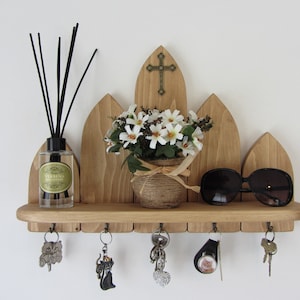 Rustic wood Gothic 5 hook key holder with shelf / entryway shelf / key rack / kitchen organizer cross crucifix 7 colour options