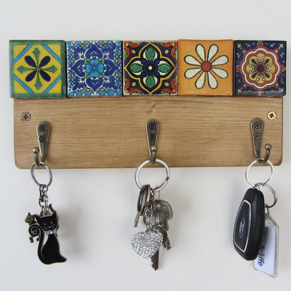 Rustic recycled pine wood key holder with Mexican tile decoration key rack / kitchen organizer