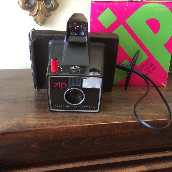 Polaroid Land Camera Zip in Original Box Retro Photography Collector Camera Movie Prop Flash Polariod Instant Camera Made in United Kingdom