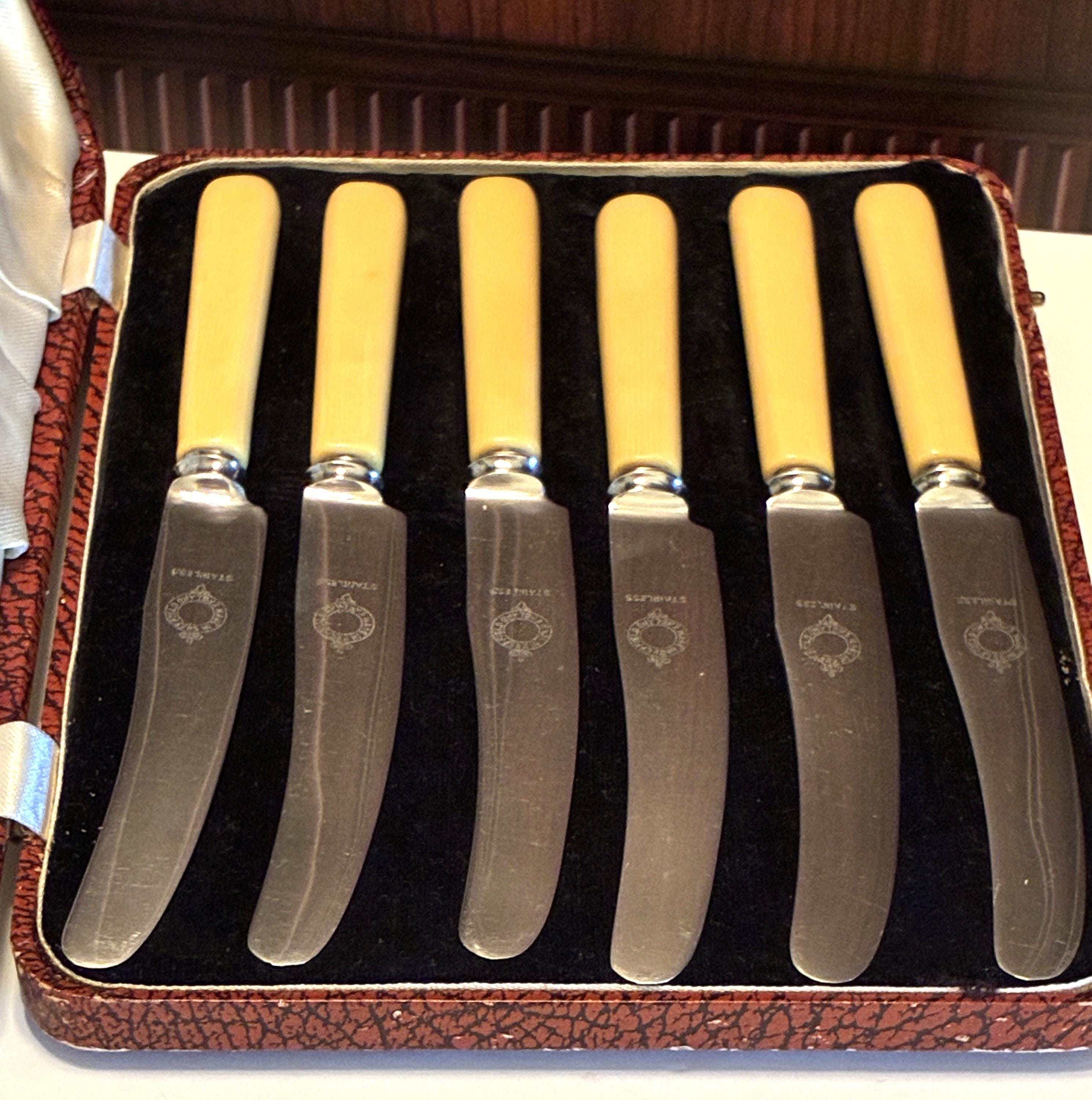 Vintage English Butter Knives - Etsy