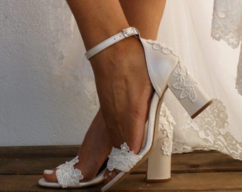 womens ivory heels