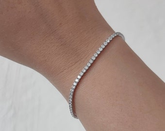 Tennisarmband - Braut Armband Silber - 925 Sterling Silber mit Zirkonia Steinen - Glitzerarmband - mit Geschenkkarte und Box
