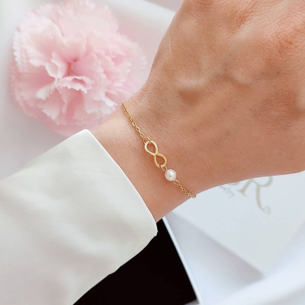 Infinity Armband mit Süßwasser Perle gold, Unendlichkeitszeichen, Geschenke für Frauen