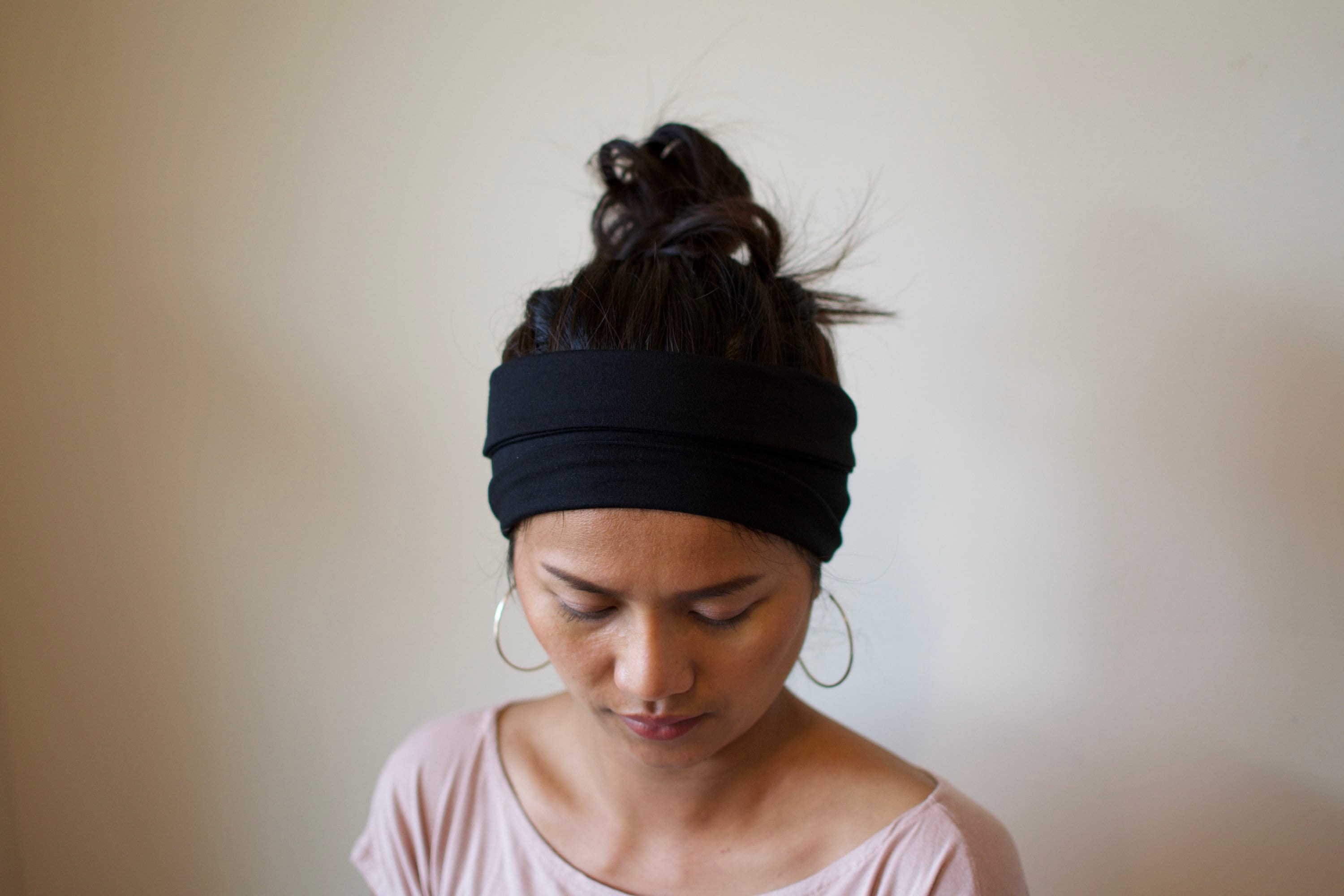 B-17 Black Double Thick Headband W/ Cinch 100% Lycra - No