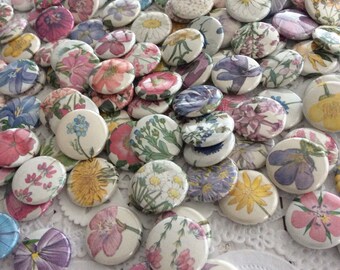 Vintage Floral Flair Buttons