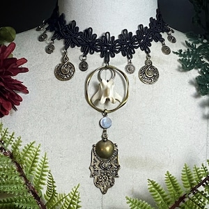 Gothic choker | raccoon vertebra and black lip shell choker necklace | bone jewelry | vertebrae necklace