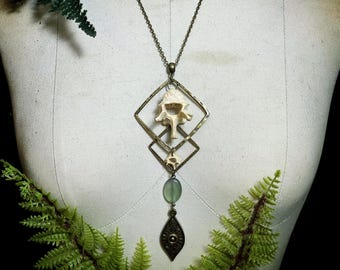 Bone necklace | beaver/muskrat vertebrae and fluorite necklace | gothic necklace | bone jewelry