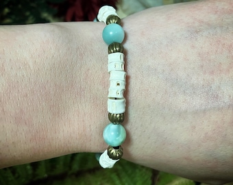 Bone bracelet | fish vertebrae and green moonstone beaded bracelet | witchy bracelet | bone jewelry