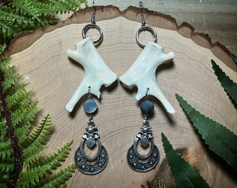 Bone jewelry | alligator vertebrae and black lip shell dangle earrings | bone earrings | witchy jewelry