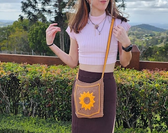 Crochet Sunflower Shoulder Bag PDF Pattern: Floral Crossbody Handbag (Digital Download)