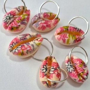Set of 6 Painted Cowrie Shell Loc Rings, braid rings, loc jewelry, dreadlock jewelry, hair accessories, hair rings, braid jewelry
