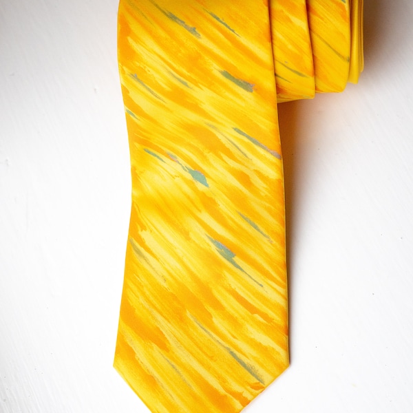 Hand-painted necktie